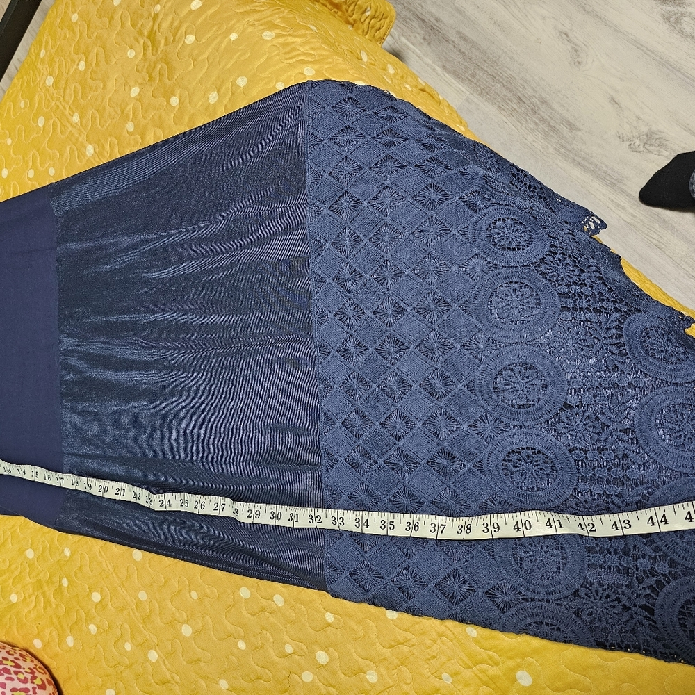 NEW Nuggles laying slip with lace - Picture 4 of 9